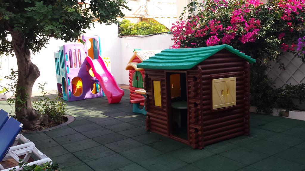 Club Salina Wharf Aparthotel Qawra Kültér fotó