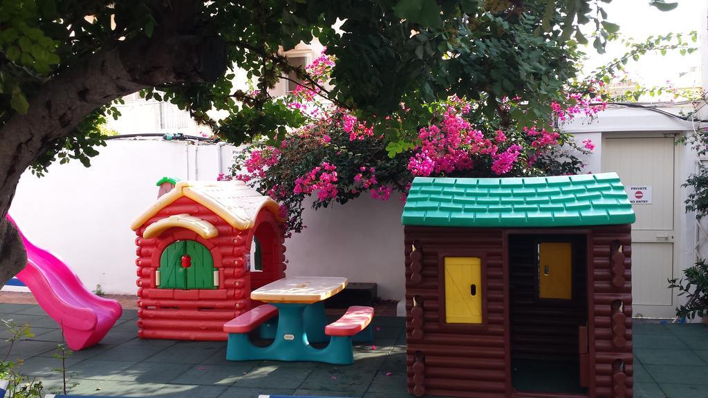 Club Salina Wharf Aparthotel Qawra Kültér fotó