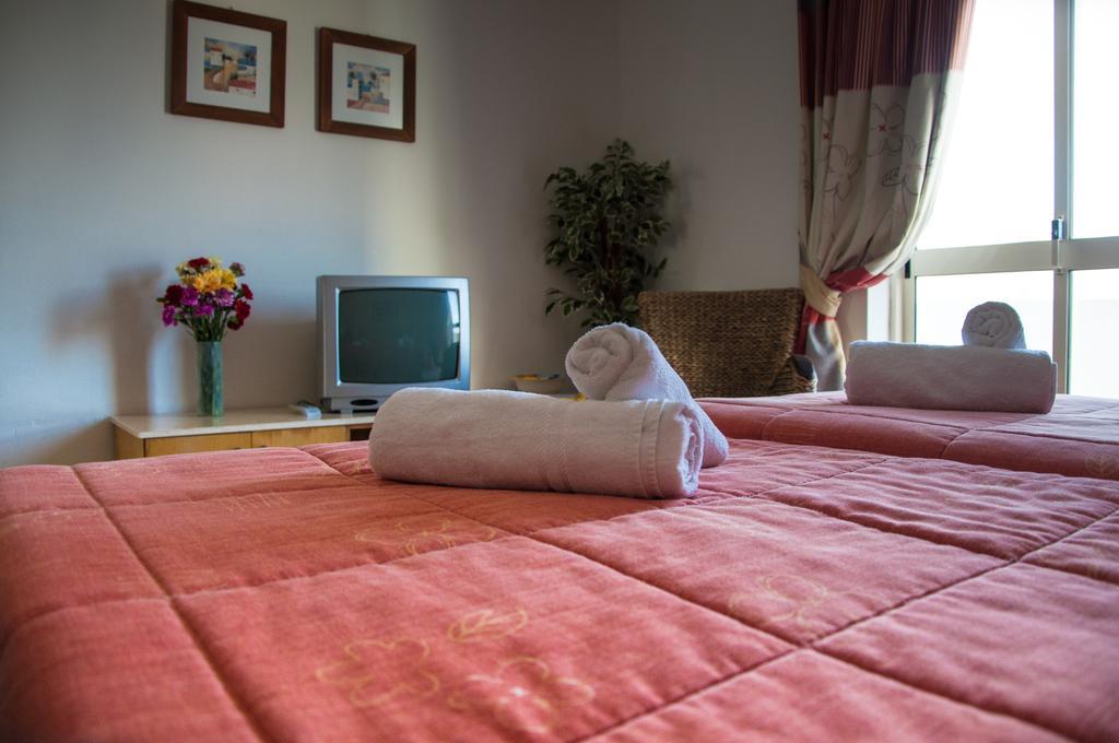 Club Salina Wharf Aparthotel Qawra Szoba fotó