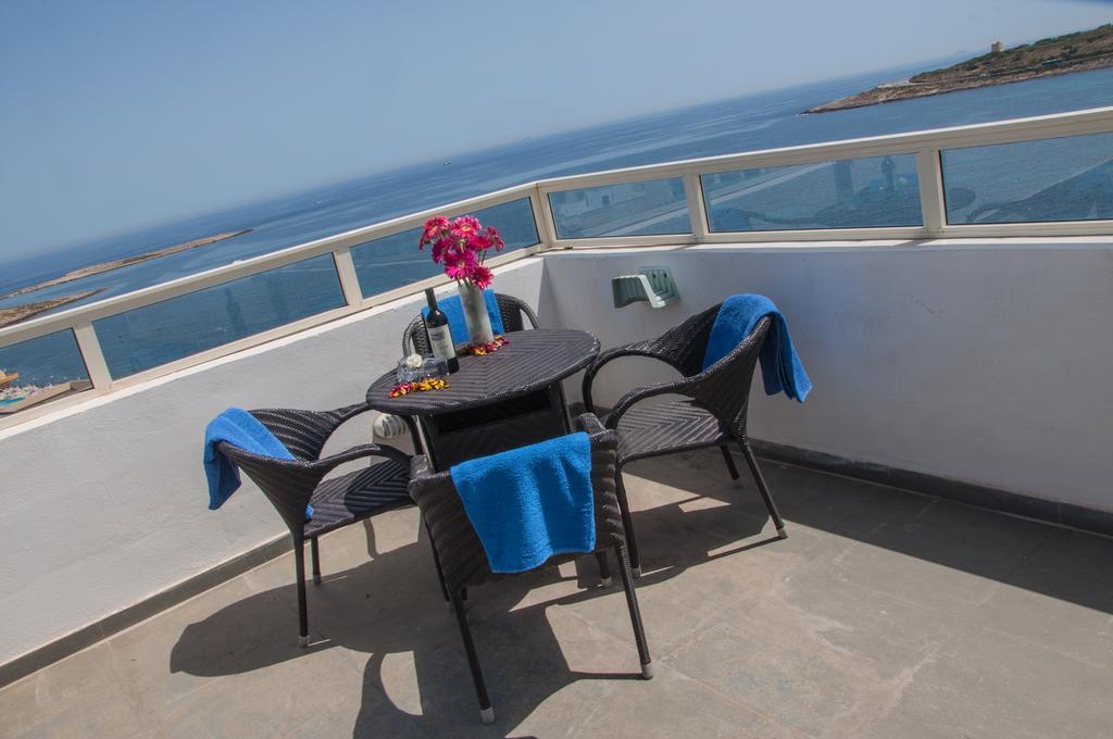 Club Salina Wharf Aparthotel Qawra Szoba fotó